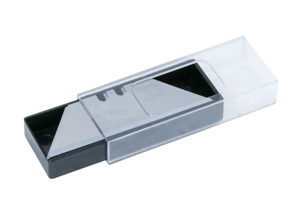 10 PCE Utility Blades In Dispenser